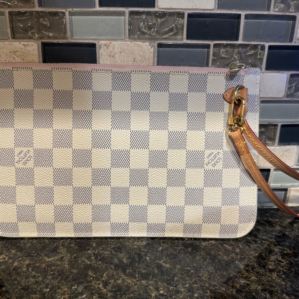 Louis Vuitton Neverfull Damier Azur Ballerine Neverfull Pochette Wristlet